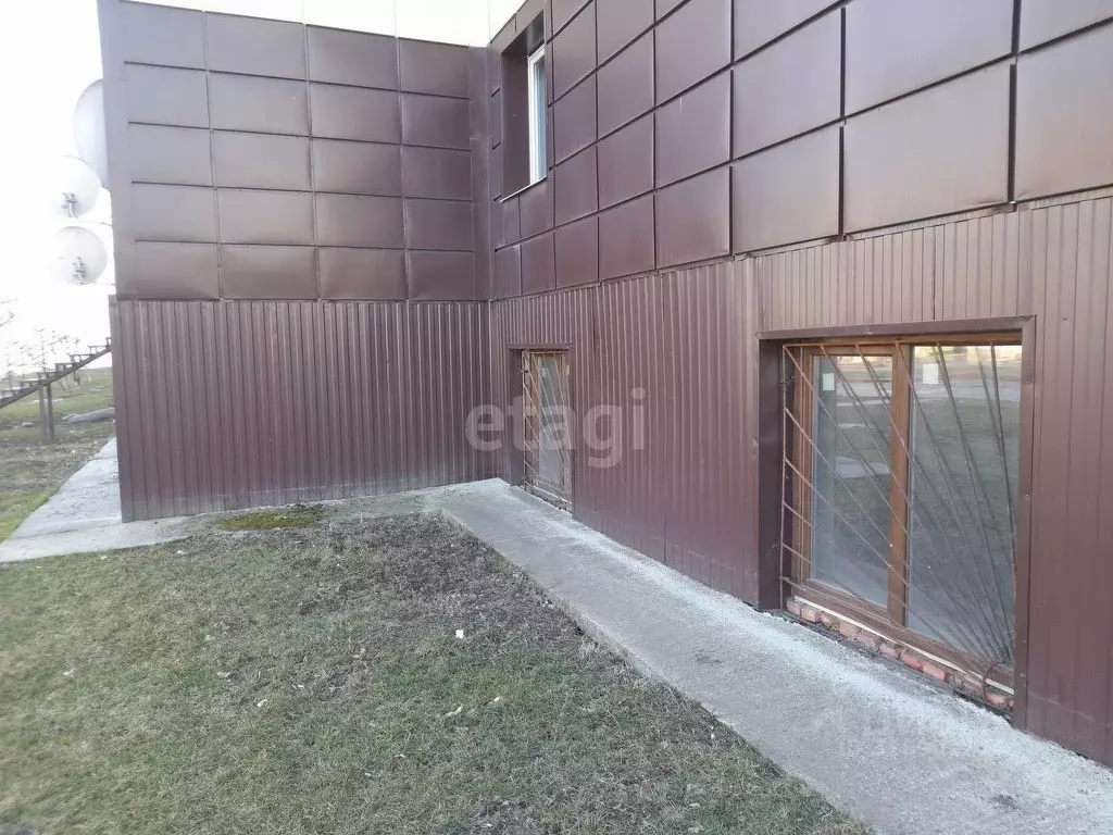 3-к кв. Белгородская область, Короча Советская ул., 17 (78.0 м) - Фото 0