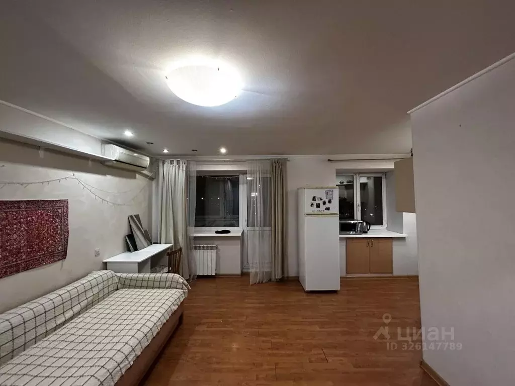 Студия Свердловская область, Екатеринбург ул. Малышева, 79 (33.0 м) - Фото 1