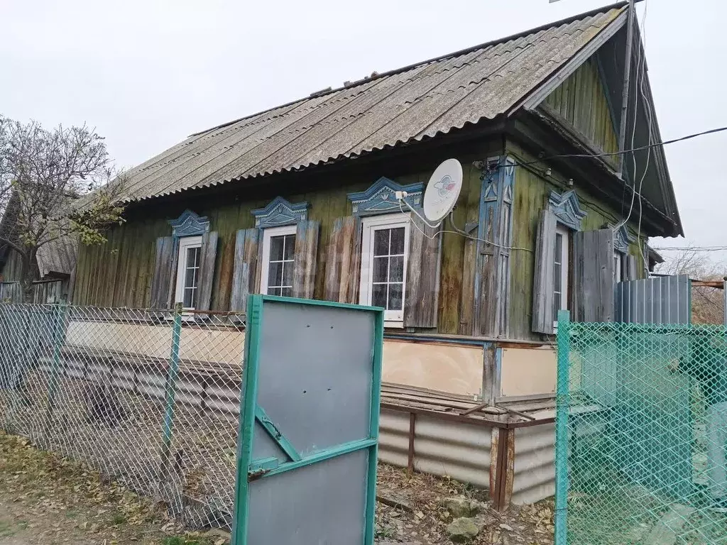 Дом в Саратовская область, с. Синенькие ул. Советская, 8 (61 м) - Фото 2