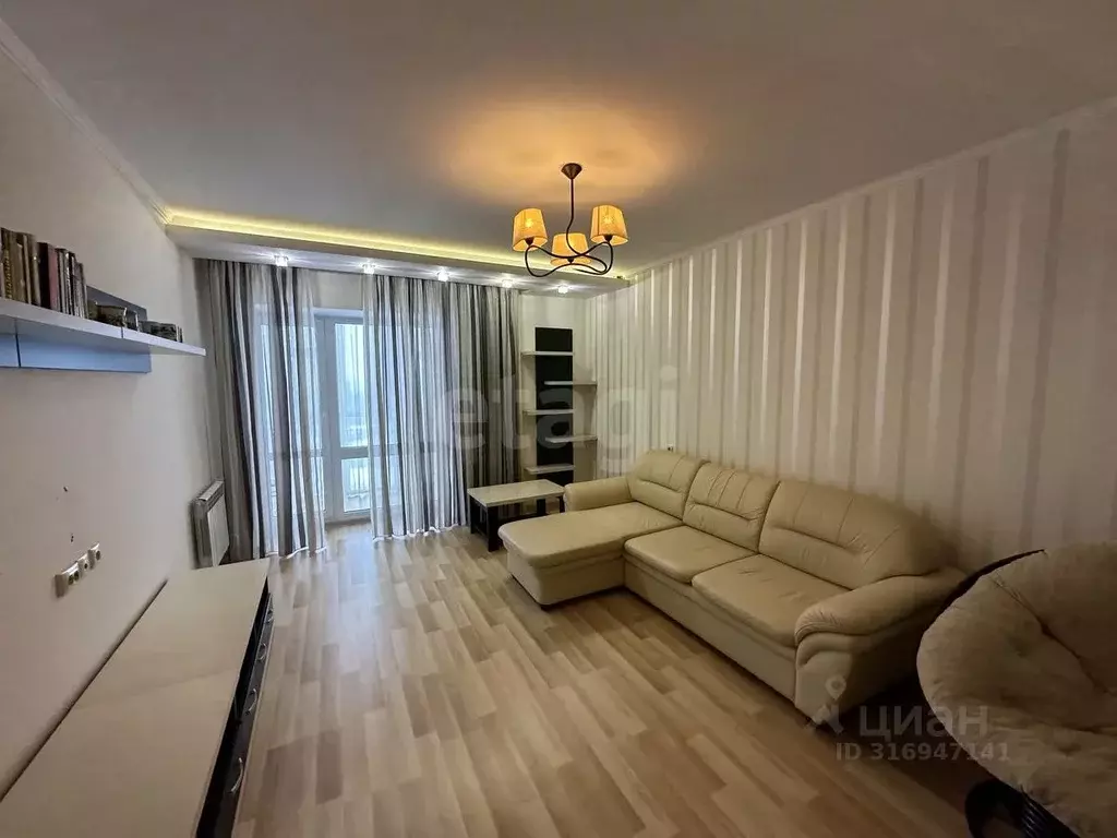 2-к кв. Белгородская область, Белгород ул. Есенина, 32а (62.2 м) - Фото 1