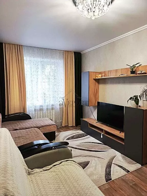 2-к кв. Белгородская область, Старый Оскол Макаренко мкр, 36 (52.0 м) - Фото 2