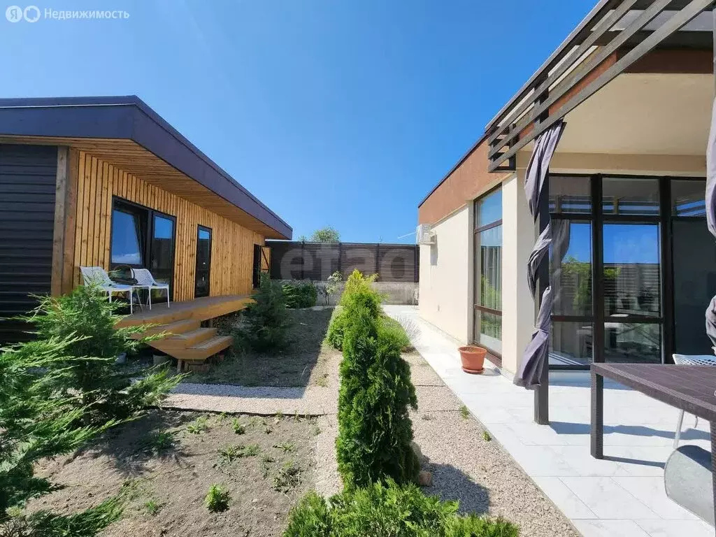 Дом в Севастополь, улица Дениса Ракицкого (99.4 м) - Фото 1
