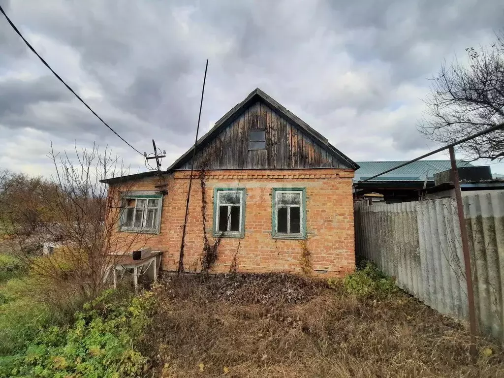 Дом в Белгородская область, Валуйки Комсомольская ул. (33 м) - Фото 0