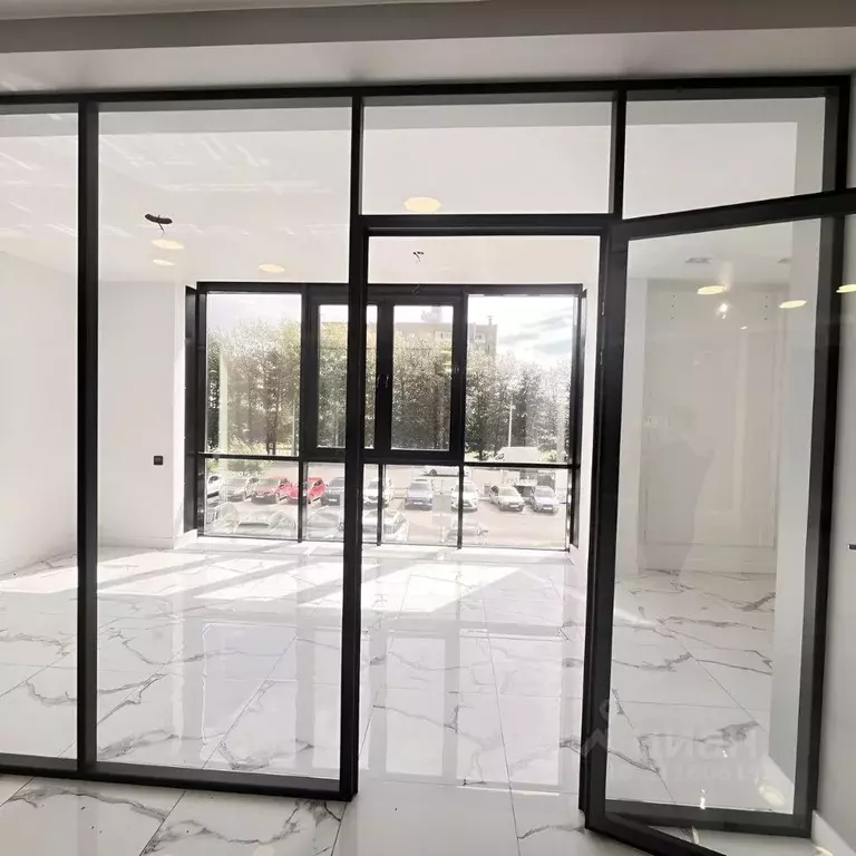 Помещение свободного назначения в Красноярский край, Красноярск ул. ... - Фото 1