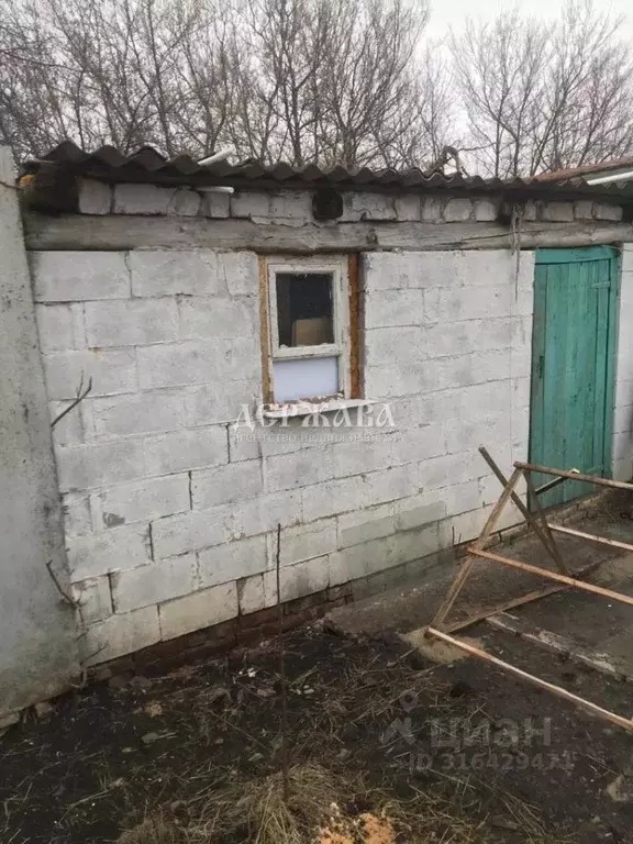 Дом в Белгородская область, Старооскольский городской округ, с. ... - Фото 1