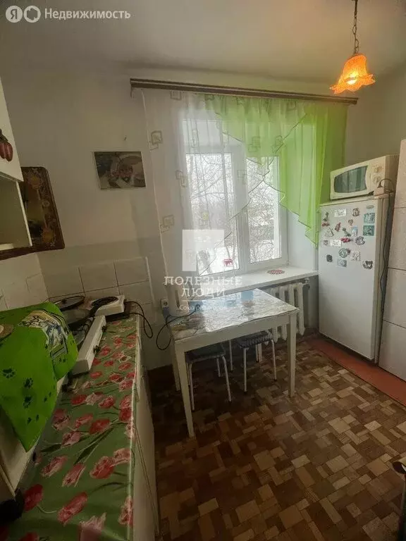 3-комнатная квартира: село Ивановка, улица Ленина, 12 (80 м) - Фото 1