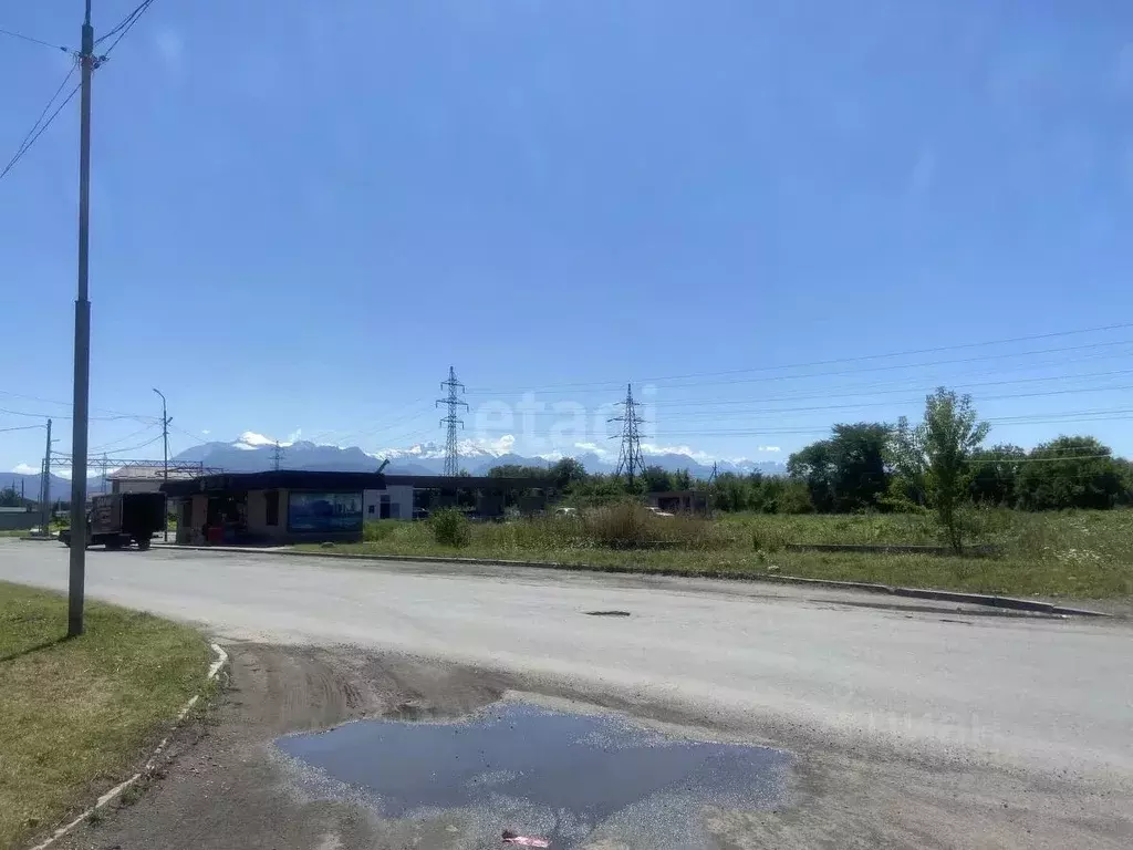Участок в Северная Осетия, Владикавказ ул. Тельмана (9.0 сот.) - Фото 1