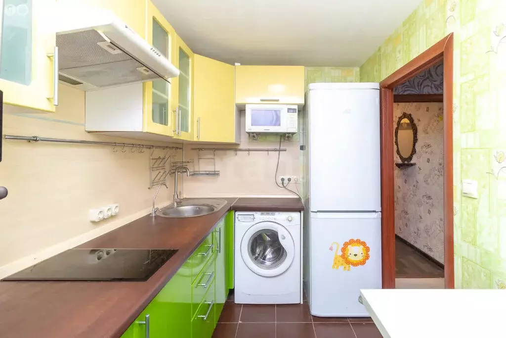 1-комнатная квартира: Тюмень, улица Газовиков, 18 (30 м) - Фото 1