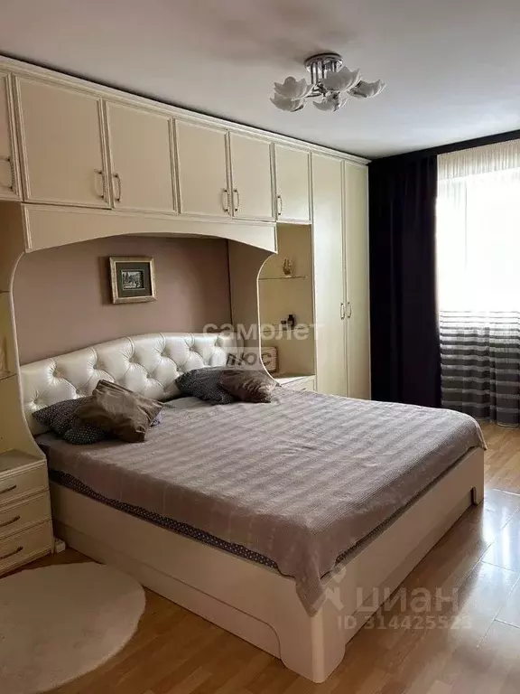 3-к кв. Белгородская область, Белгород ул. Костюкова, 8 (61.9 м) - Фото 0