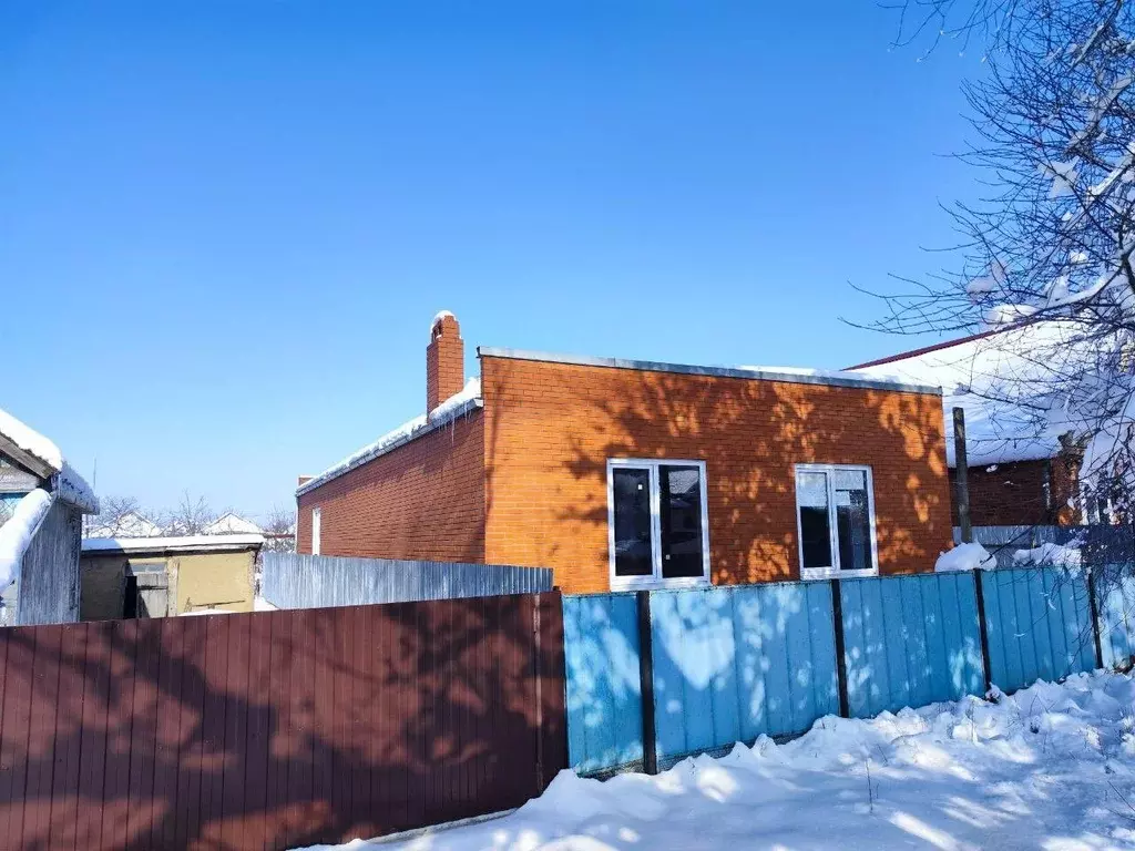 Дом в Краснодарский край, Северский район, Ильское городское ... - Фото 1