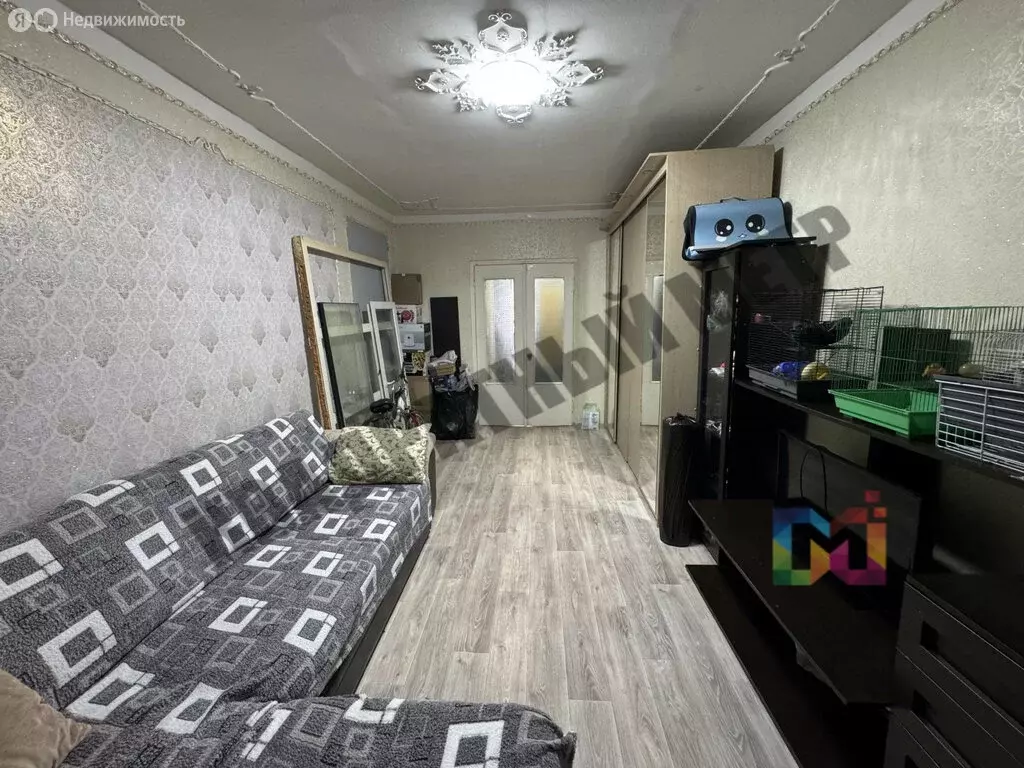 3-комнатная квартира: Элиста, улица Ю. Клыкова, 142 (61.9 м) - Фото 1