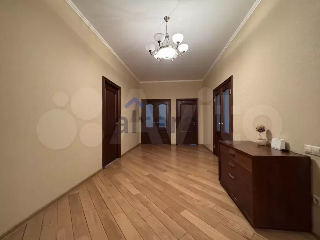 4-к. квартира, 150 м, 5/9 эт. - Фото 1