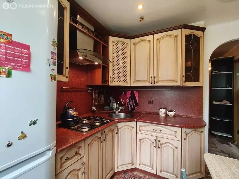 2-комнатная квартира: Заречный, Братская улица, 27 (44 м) - Фото 1