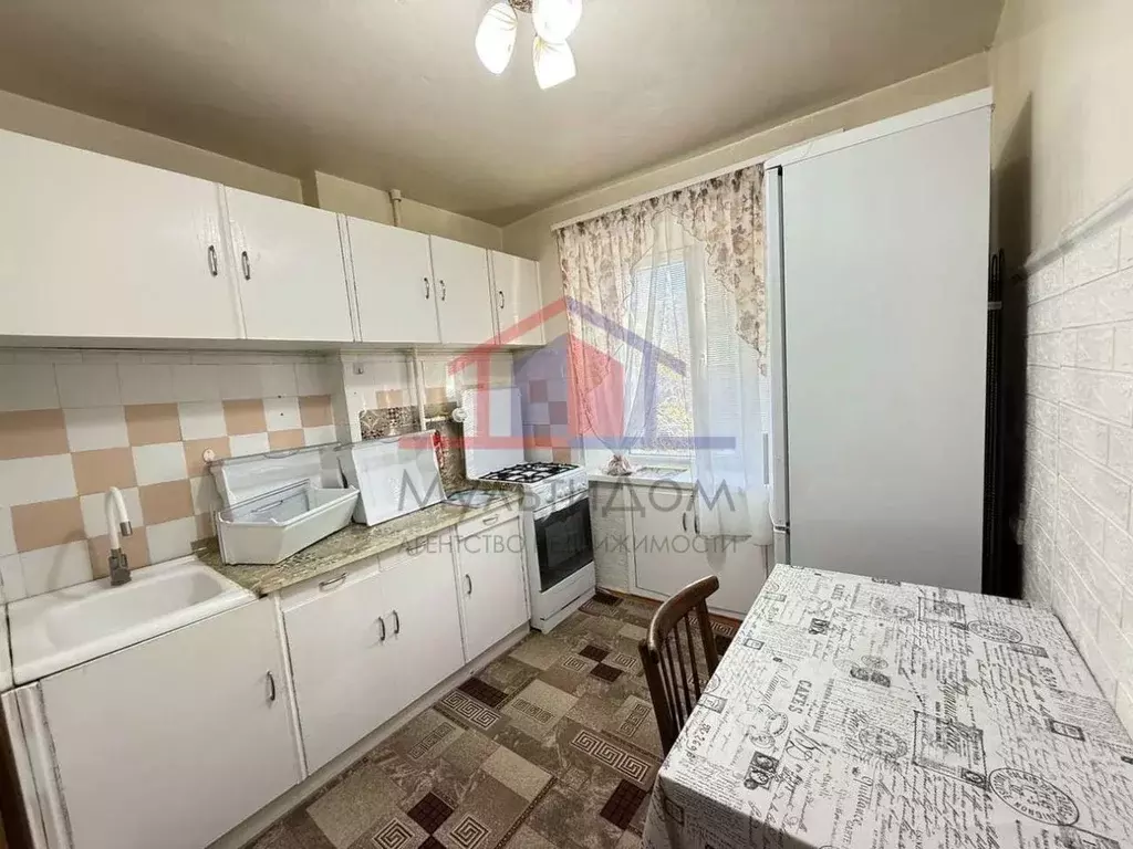 2-к кв. Белгородская область, Губкин ул. Кирова, 34 (45.0 м) - Фото 0