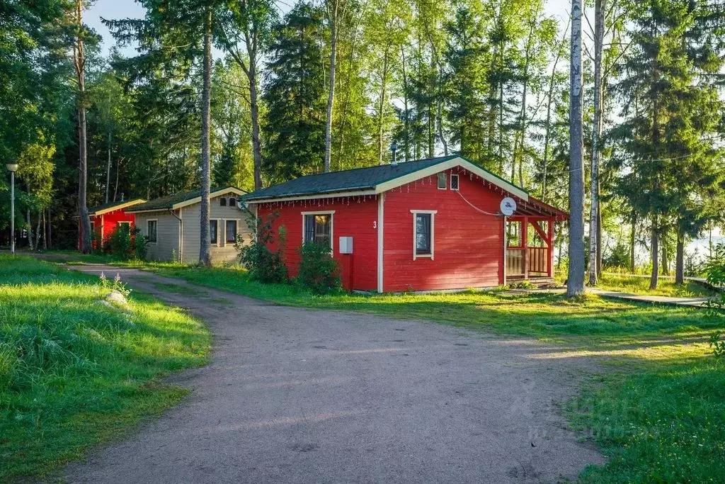 Дом в Ленинградская область, Всеволожский район, Бугровское городское ... - Фото 1
