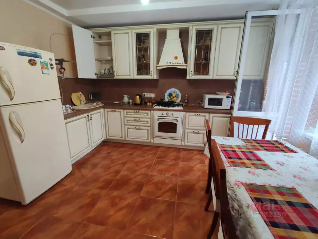 1-к кв. Краснодарский край, Анапа ул. Омелькова, 21 (40.0 м) - Фото 0