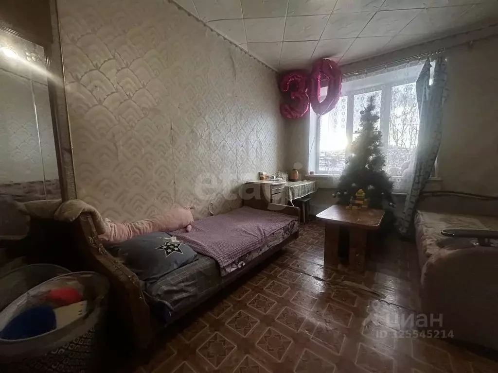 Комната Челябинская область, Миасс ул. Свердлова, 4 (30.8 м) - Фото 1