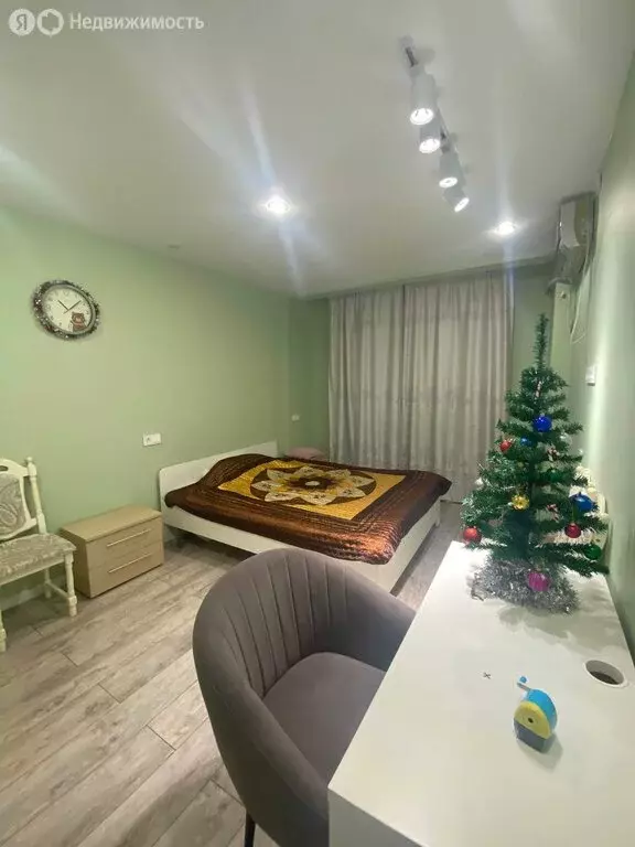 3-комнатная квартира: Якутск, улица Красноярова, 1 (78 м) - Фото 1
