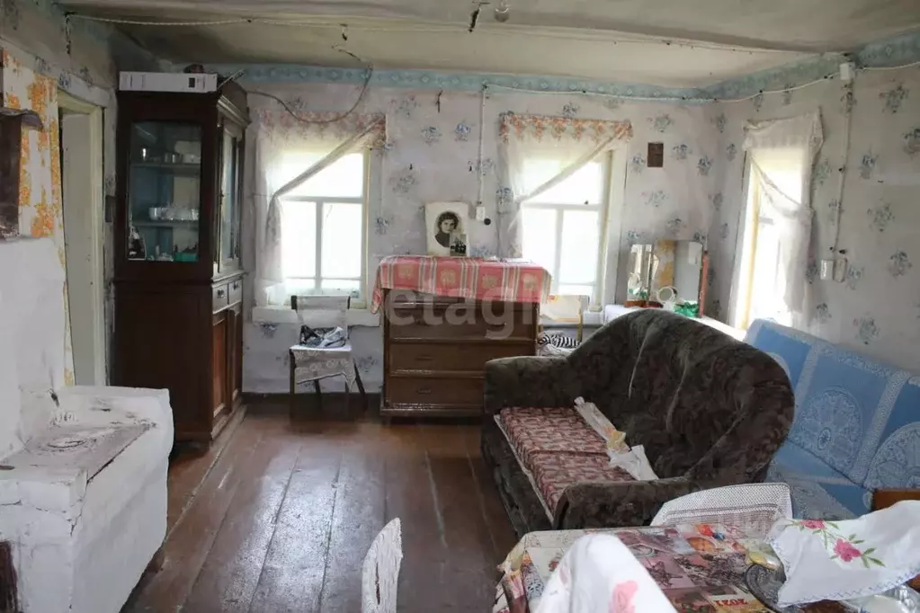 Дом в Вологодская область, Шекснинский район, Никольское с/пос, д. ... - Фото 1