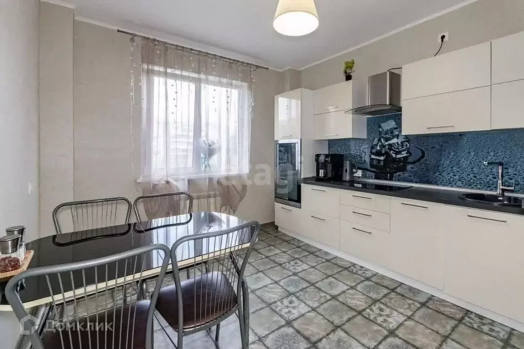 Продаётся 2-к квартира, 68.1 м - Фото 0