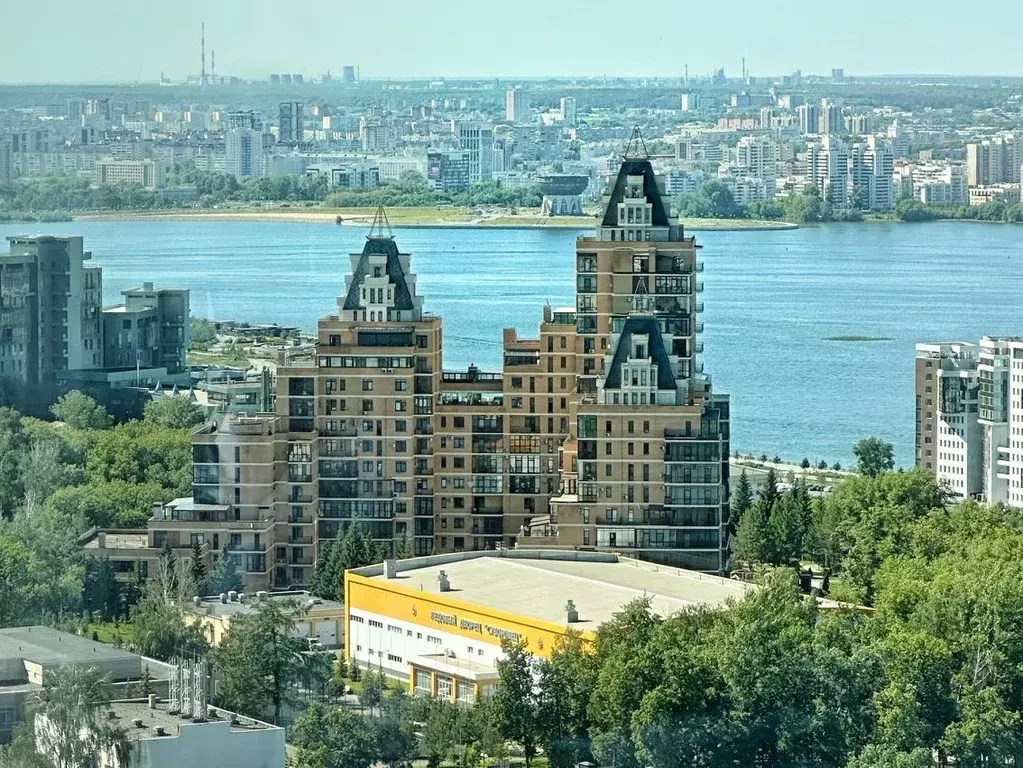 4-к кв. Татарстан, Казань ул. Толстого, 14А (220.0 м) - Фото 0
