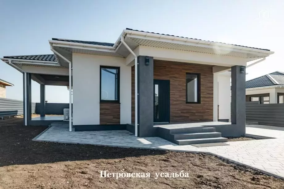 Коттедж в Крым, Симферопольский район, Мирновское с/пос, с. Белоглинка ... - Фото 1