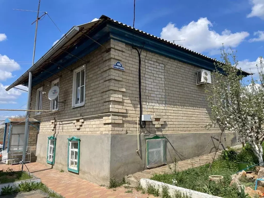 Дом в Ростовская область, Белокалитвинский район, Краснодонецкое ... - Фото 1