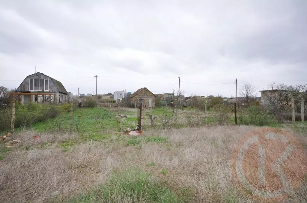 Участок в Крым, Евпатория городской округ, Новоозерное пгт ул. ... - Фото 2