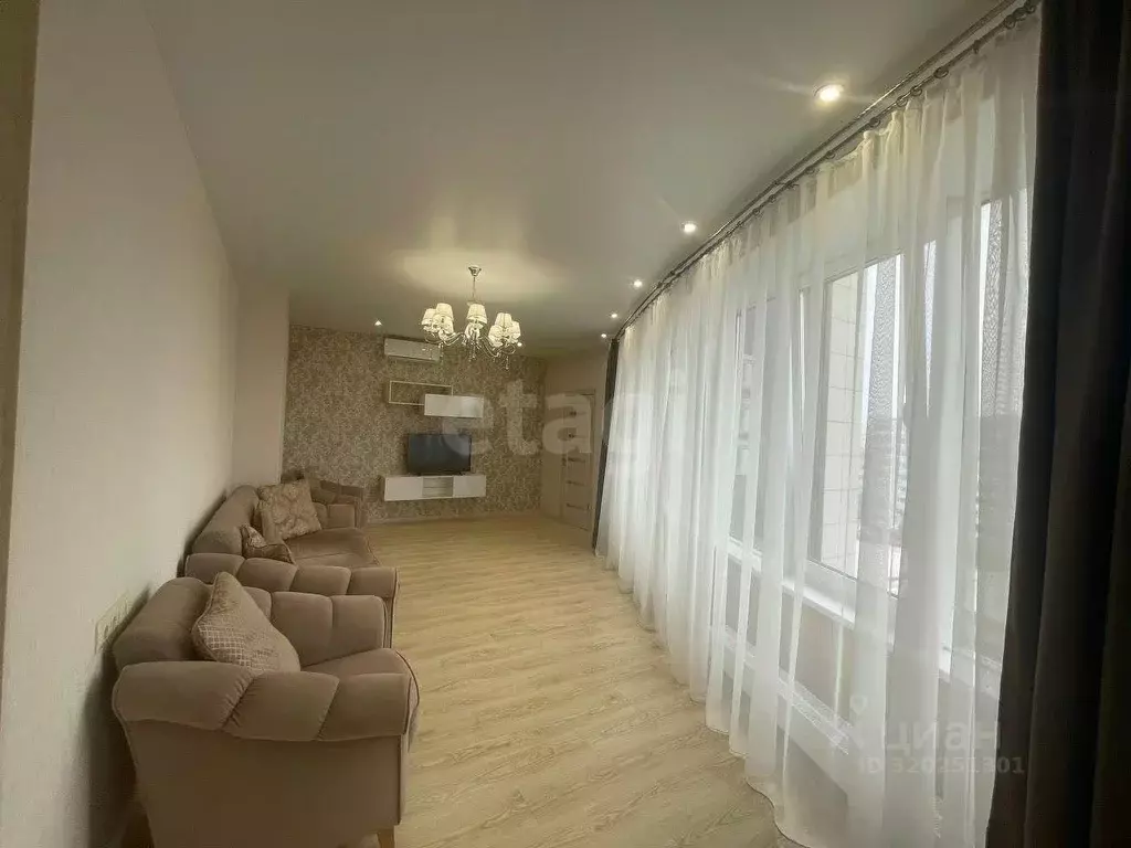 4-к кв. Приморский край, Владивосток ул. Толстого, 40А (91.7 м) - Фото 0