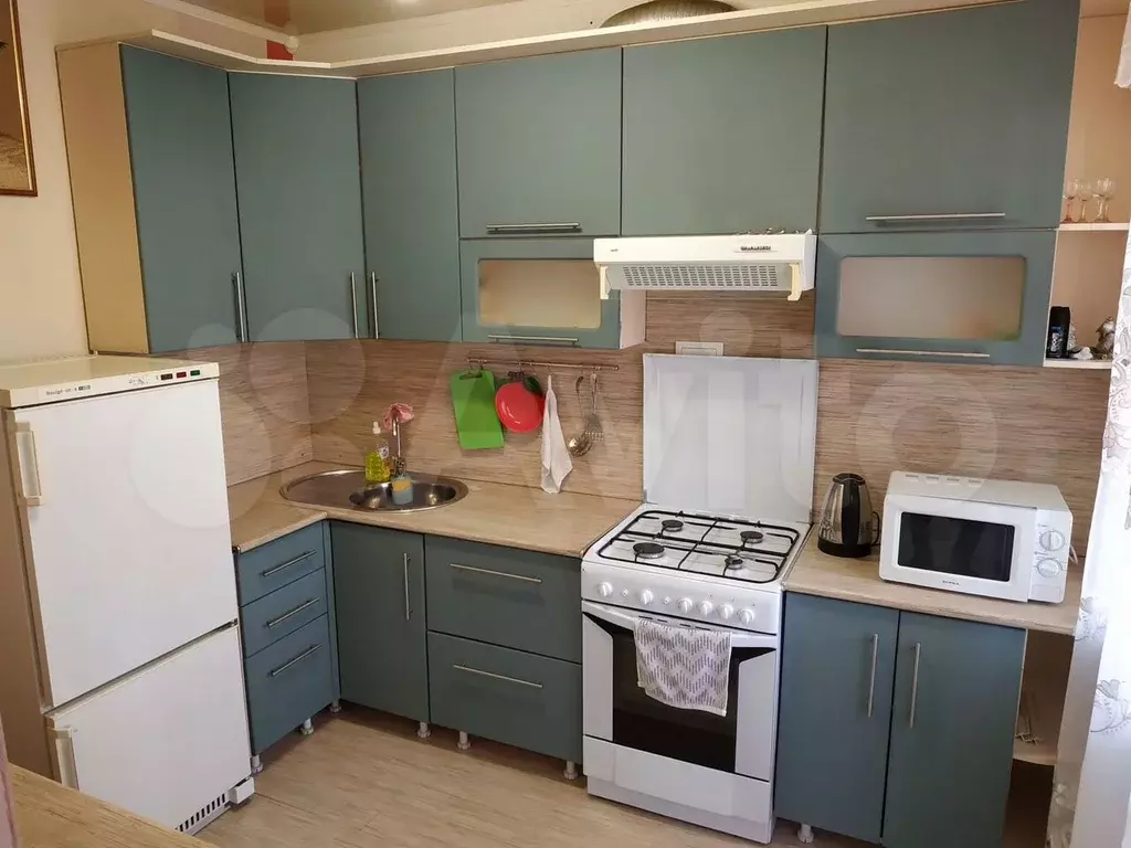 1-к. квартира, 42 м, 8/9 эт. - Фото 0