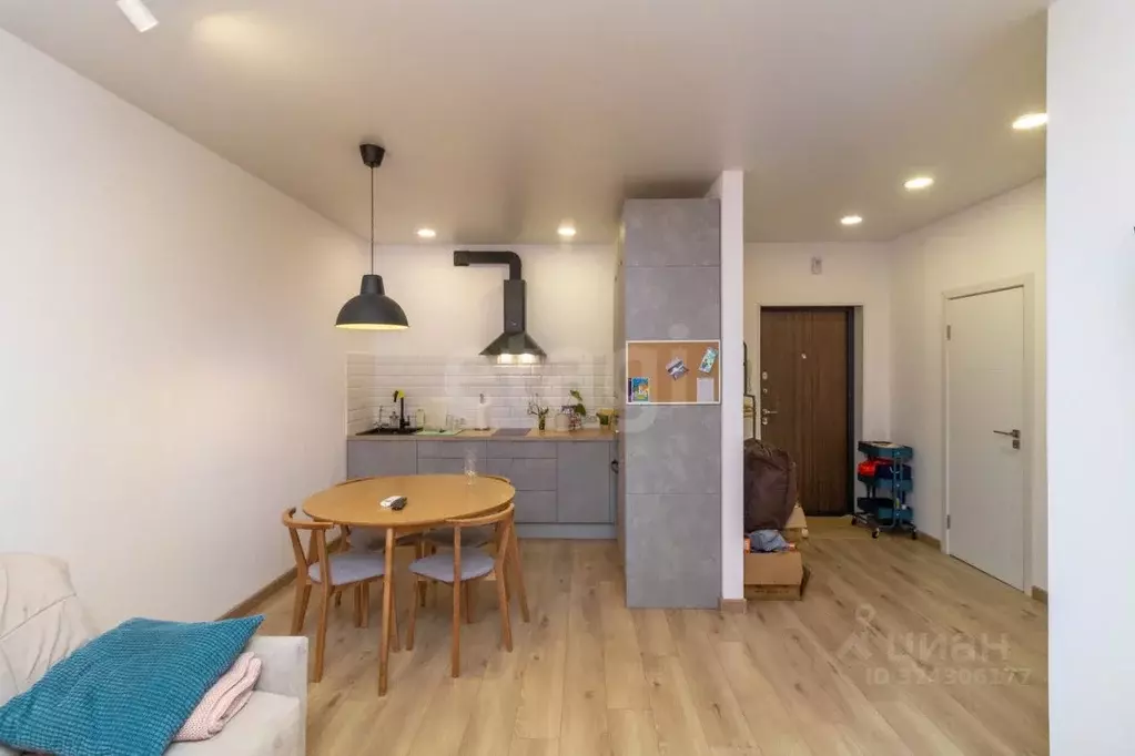 1-к кв. Тюменская область, Тюмень ул. Газовиков, 73 (39.0 м) - Фото 2