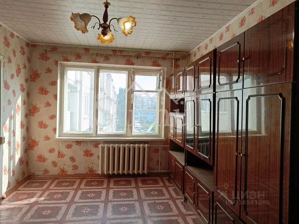 3-к кв. Хакасия, Абакан просп. Дружбы Народов, 7 (47.1 м) - Фото 0