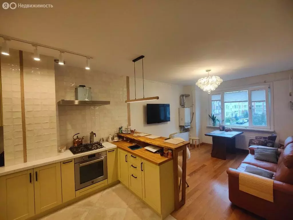 2-комнатная квартира: деревня Чёрная, Садовая улица, 2к1 (69.9 м) - Фото 2