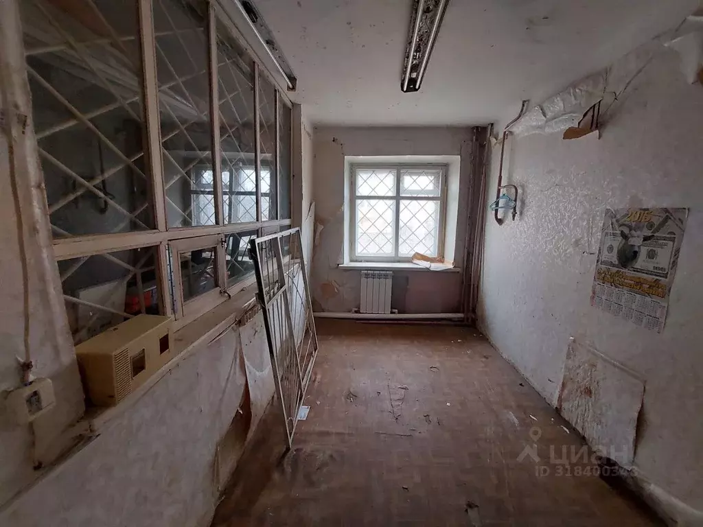 Помещение свободного назначения в Ивановская область, пос. Савино ул. ... - Фото 0