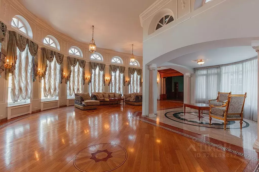 Дом в Московская область, Одинцовский городской округ, с. Ромашково  ... - Фото 1