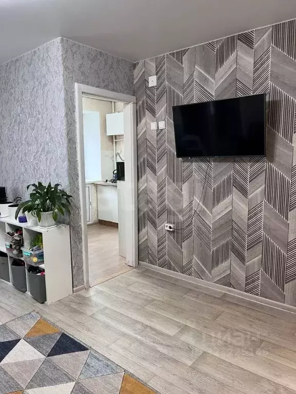 2-к кв. Кировская область, Кирово-Чепецк ул. Луначарского, 10 (41.0 м) - Фото 1