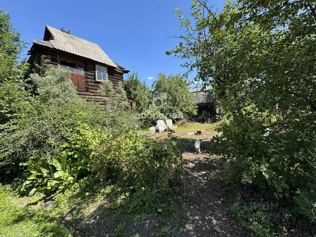 Участок в Свердловская область, Верхнее Дуброво пгт ул. Карла Маркса, ... - Фото 1