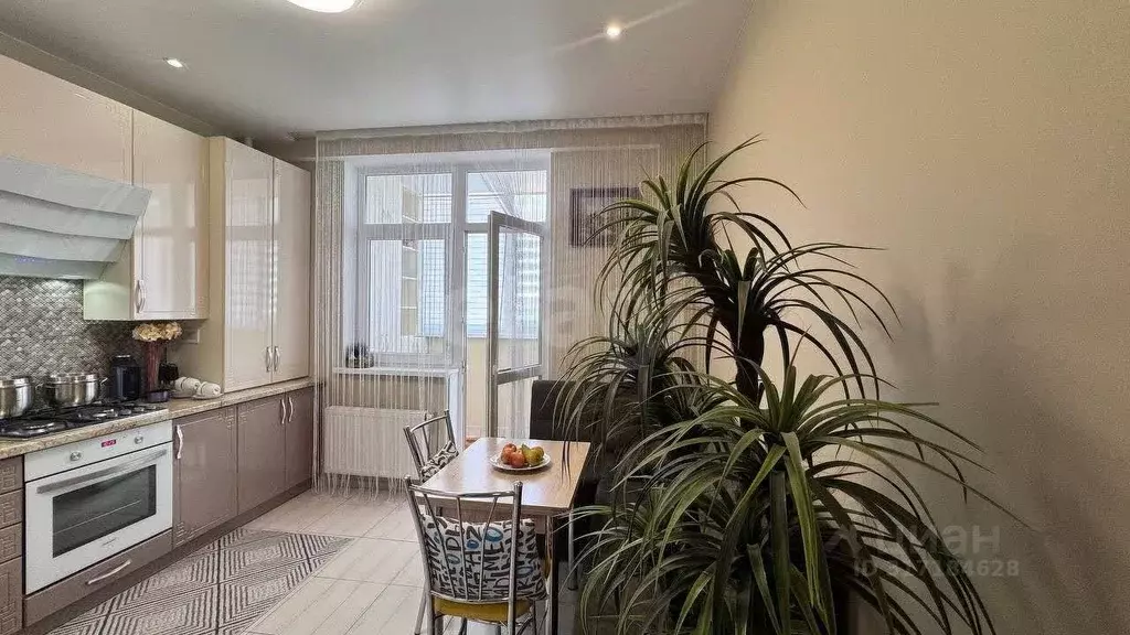 1-к кв. Крым, Симферополь ул. Батурина (42.0 м) - Фото 1