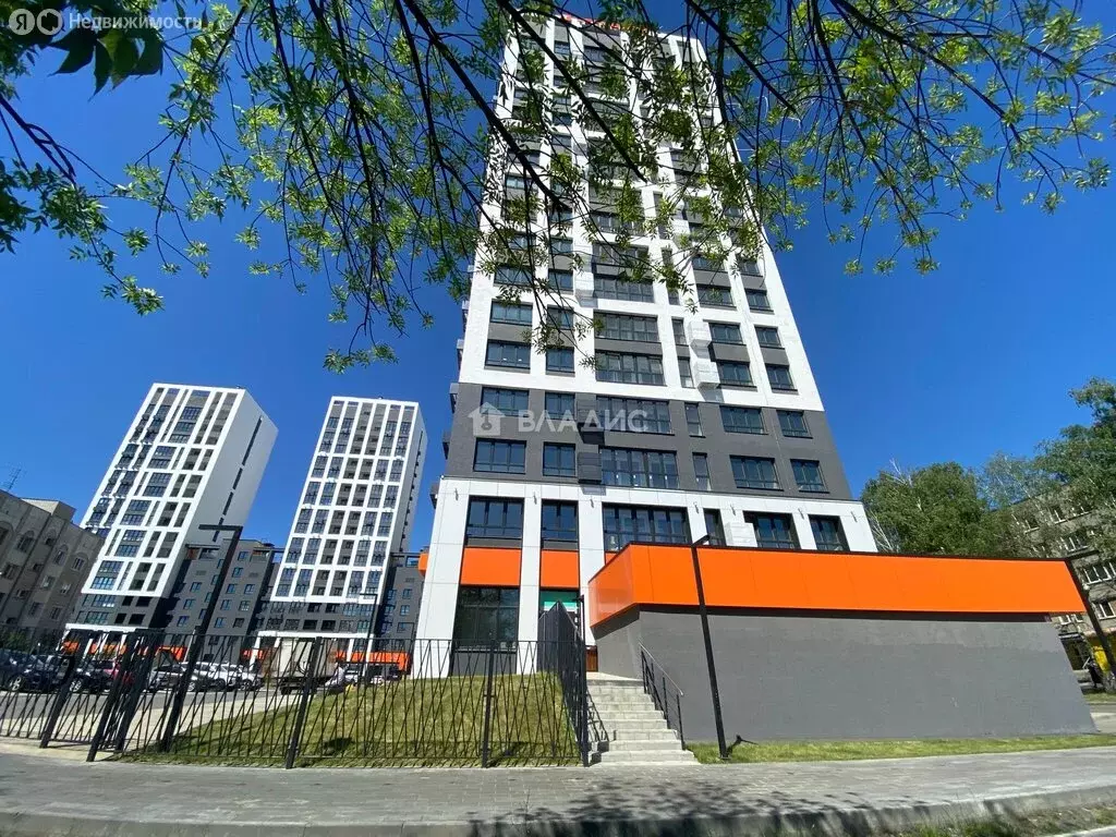 1-комнатная квартира: Пенза, улица Рахманинова, 18 (56.6 м) - Фото 1
