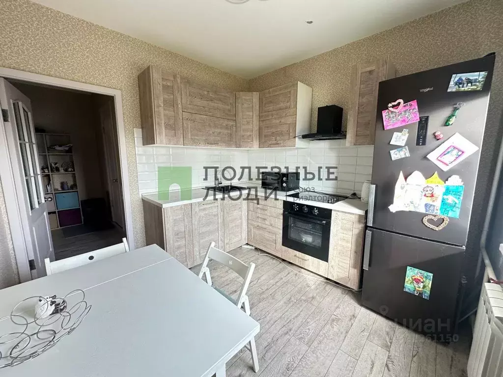 2-к кв. Красноярский край, Красноярск Взлетная ул., 26А (55.4 м) - Фото 1