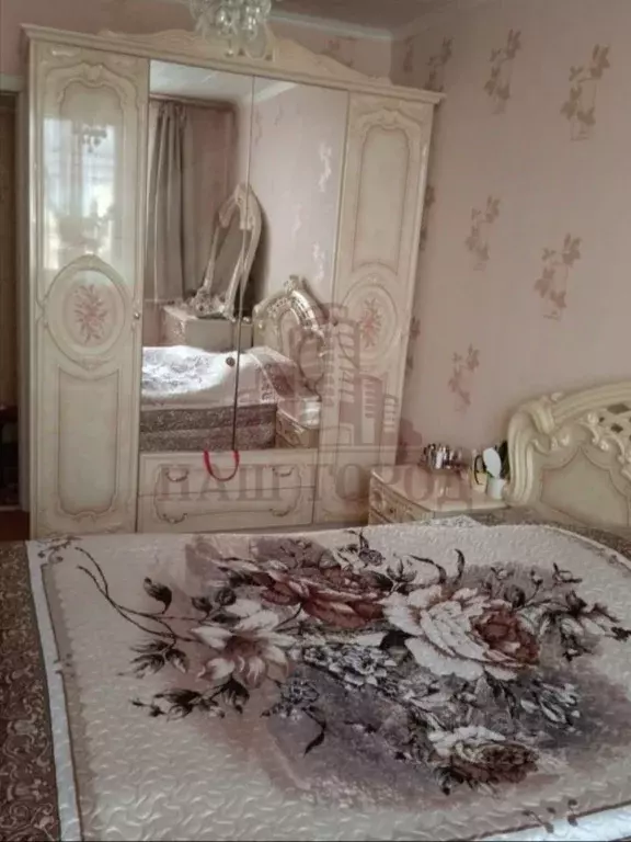 3-к кв. Крым, Феодосия Челнокова мкр,  (68.6 м) - Фото 0