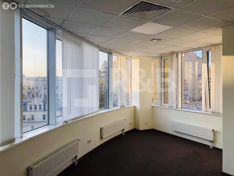 Помещение свободного назначения (2500 м) - Фото 1