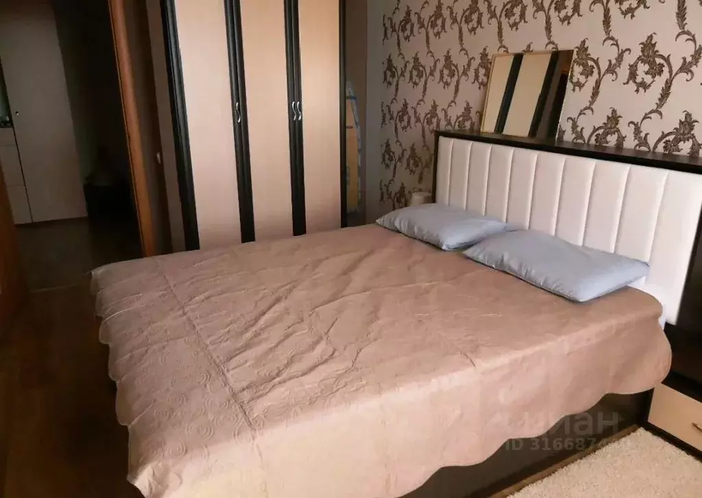 2-к кв. Курская область, Курск Почтовая ул., 12 (64.0 м) - Фото 0