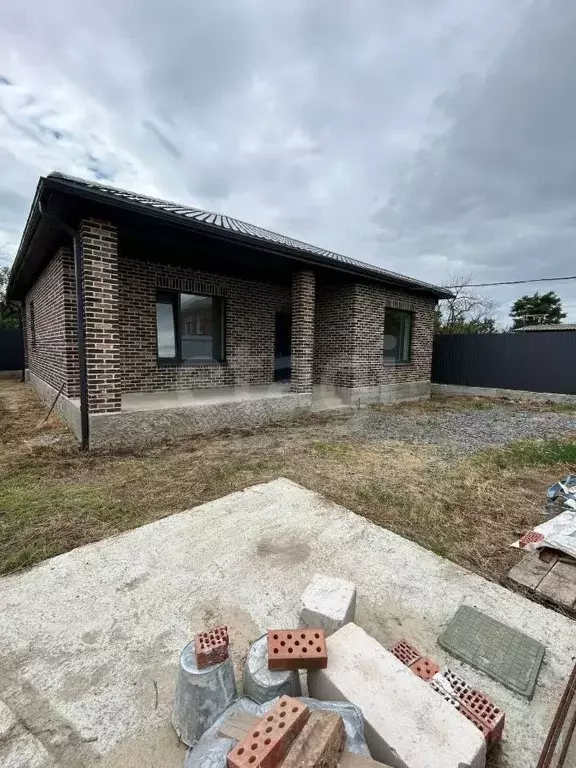 Дом в Ростовская область, Батайск ул. 50 лет Октября (125 м) - Фото 1