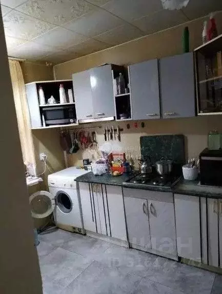 Дом в Волгоградская область, Котово Лапшинская ул. (100 м) - Фото 0