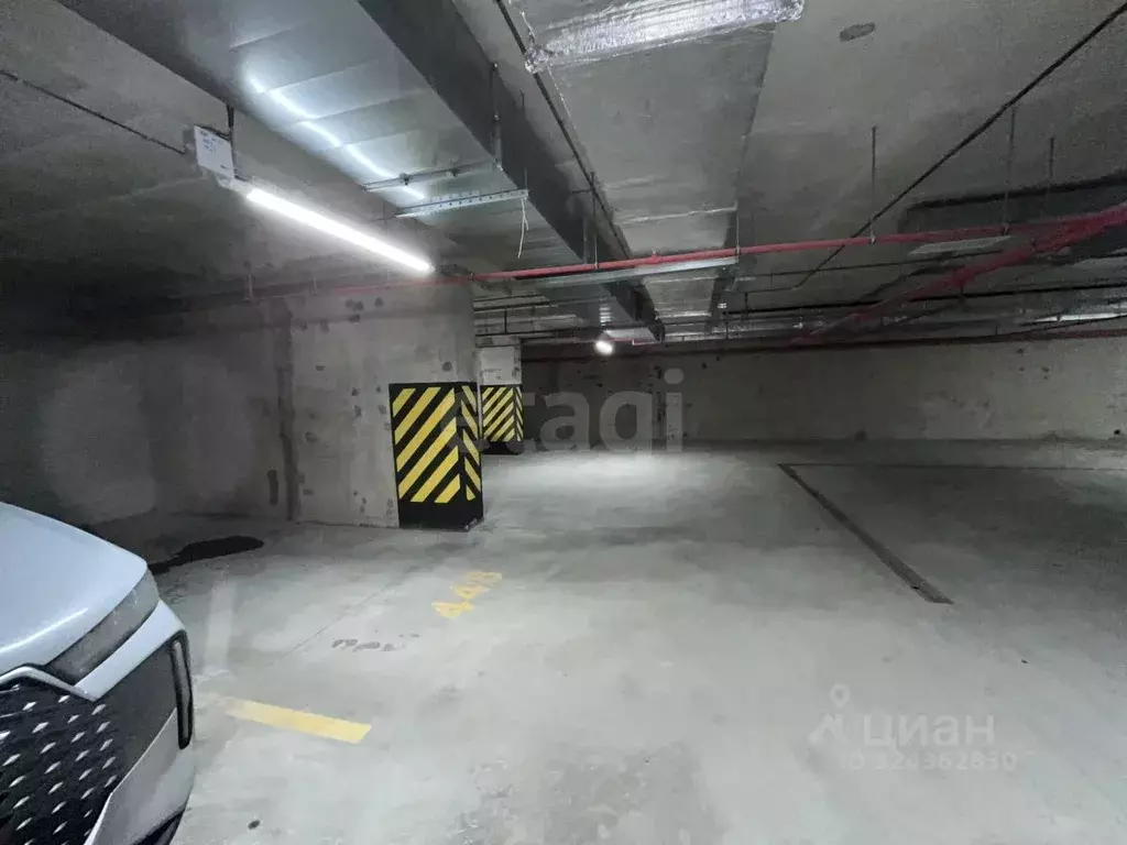 Гараж в Санкт-Петербург ул. Верхне-Каменская, 9к1 (13 м) - Фото 1