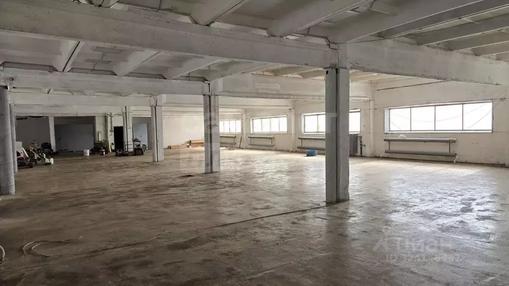 Торговая площадь в Оренбургская область, с. Октябрьское пер. ... - Фото 2