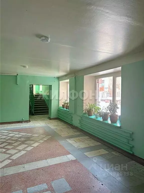 1-к кв. Омская область, Омск просп. Космический, 20к1 (36.7 м) - Фото 0