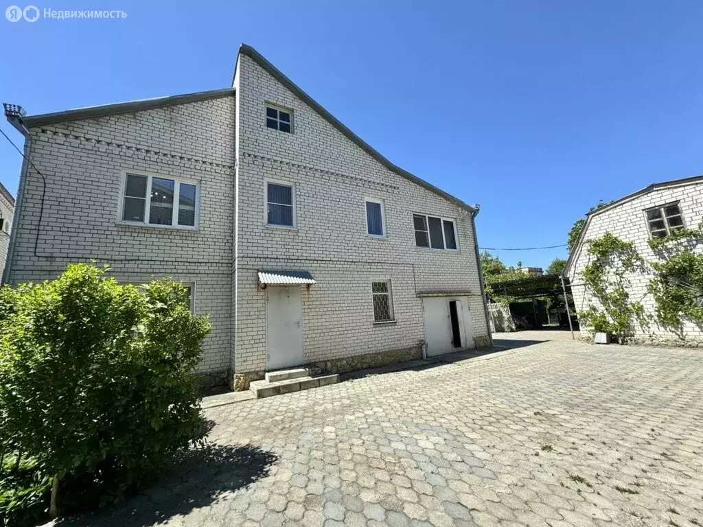 Дом в Ставрополь, улица Федосеева, 40 (240 м) - Фото 1