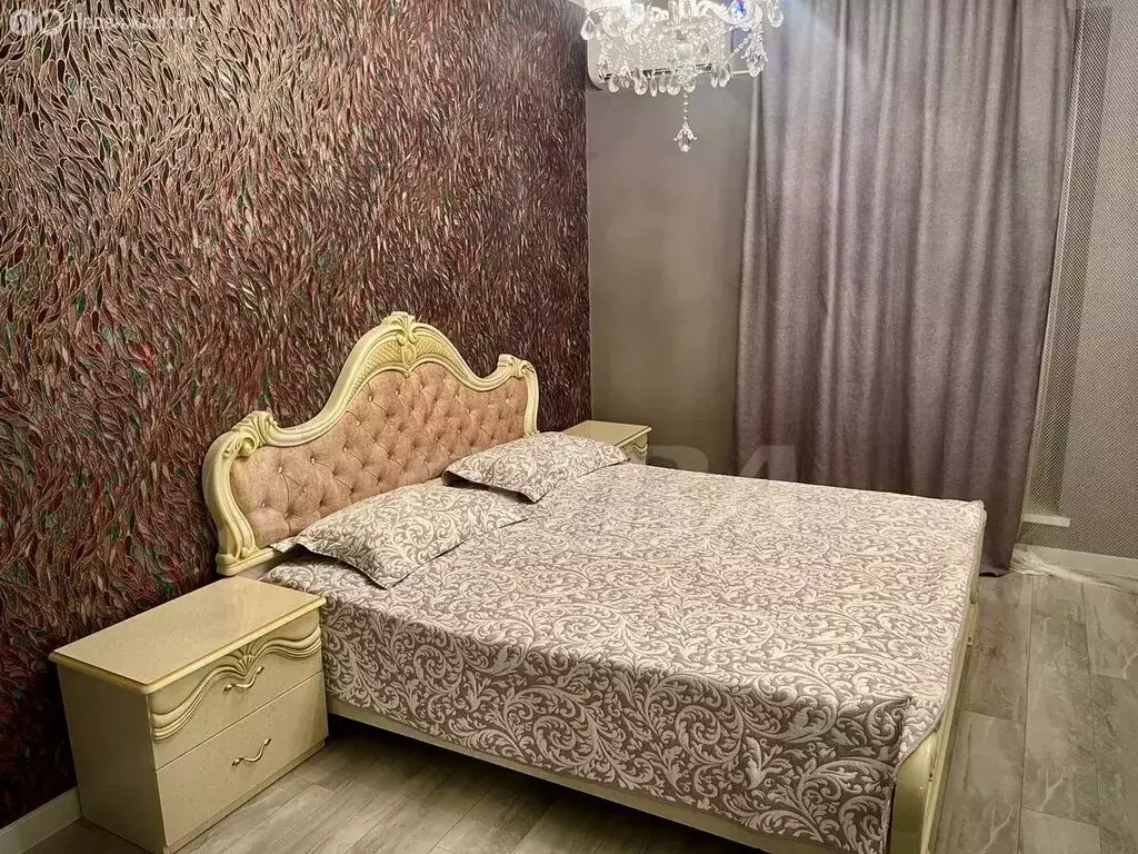 Квартира-студия: Тюмень, улица Максима Горького, 3к1 (44 м) - Фото 1